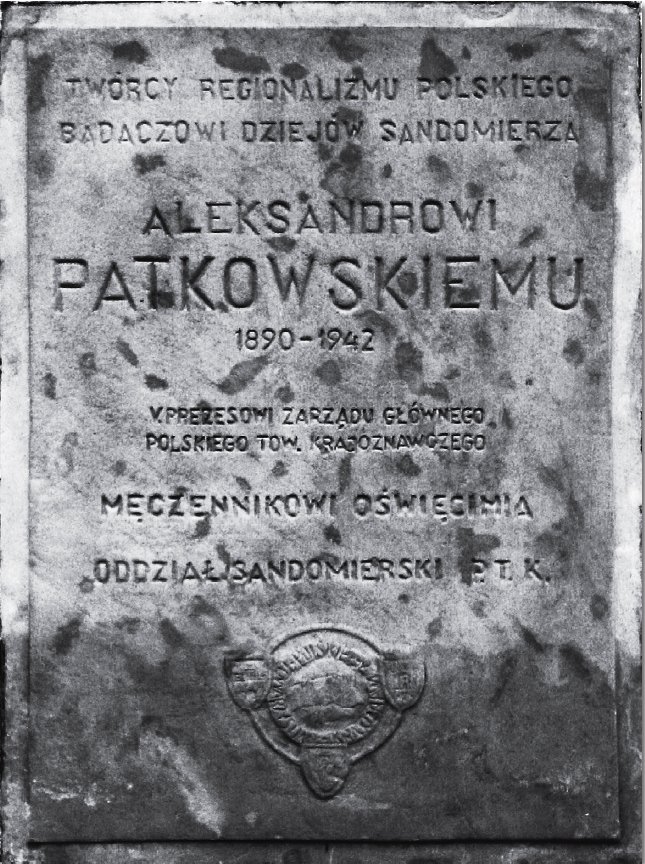 Kamienna tablica ku czci Aleksandra Patkowskiego